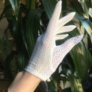 Vintage lace gloves